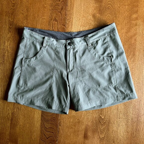 Patagonia greenish gray shorts 6 - Picture 1 of 11